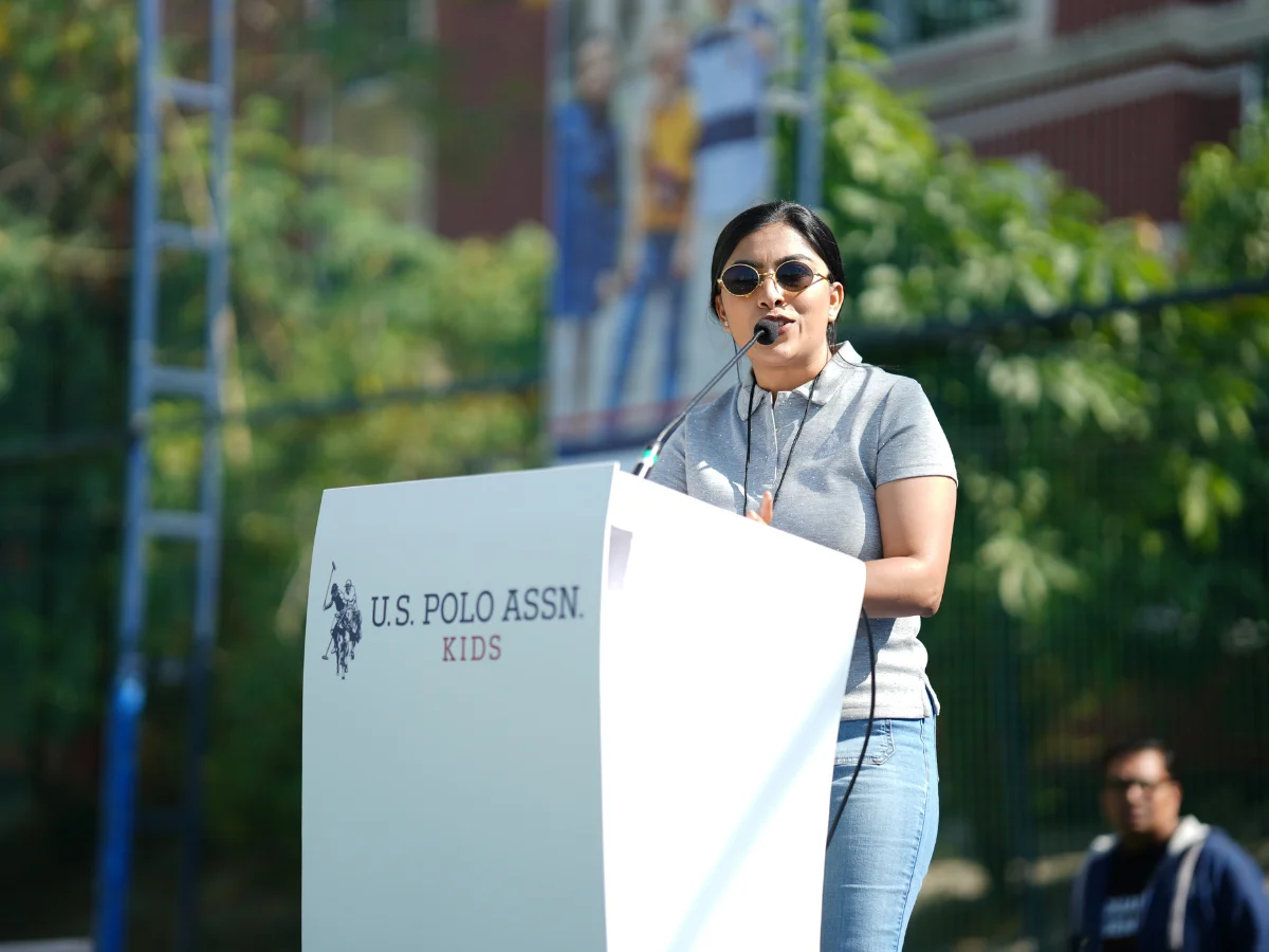 MC Raina Dsouza hosting corporate technology summit in Bengaluru