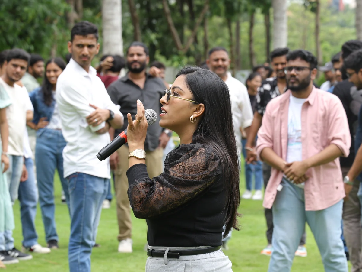 MC Raina Dsouza Team event anchoring in Bengaluru